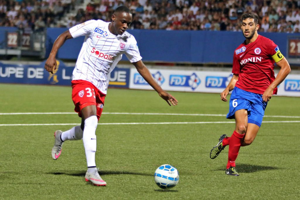 Nhan-dinh-bong-da-Ligue-2-Hang-2-Phap-01h00-24-08-2019-F8 (1)