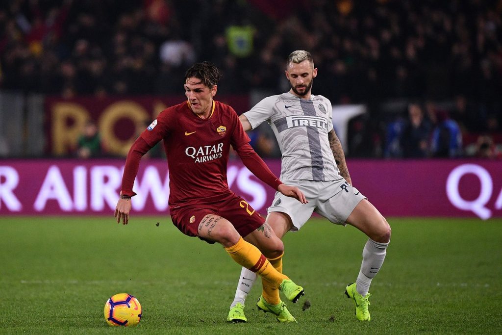 nhan-dinh-bong-da-y-inter-vs-as-roma-02h45-07-12-2019-o8-03