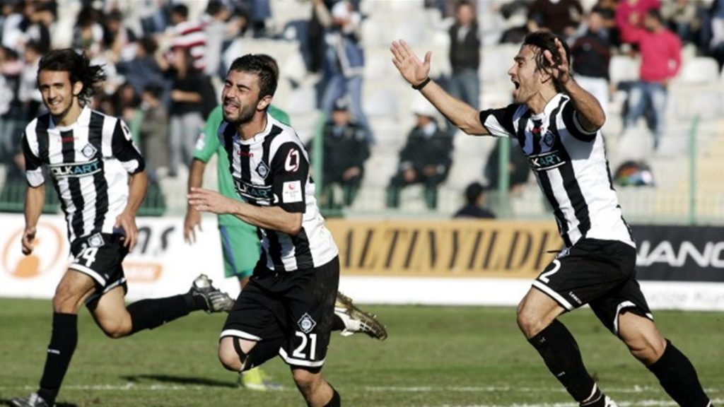Soi kèo bóng đá Altay Izmir vs Akhisar Belediyespor - Hạng 2 Thổ Nhĩ Kỳ - 20/03/2020