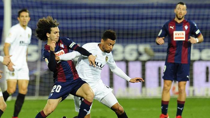 Soi kèo bóng đá Eibar vs Valencia - La Liga - 26/06/2020