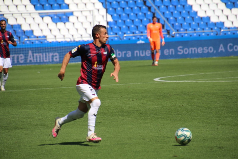 Extremadura-vs-Sporting-Gijon-soi-keo-4