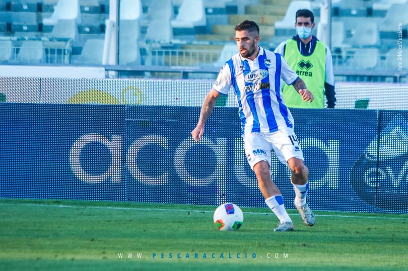 Pescara-vs-Livorno-soi-keo-4