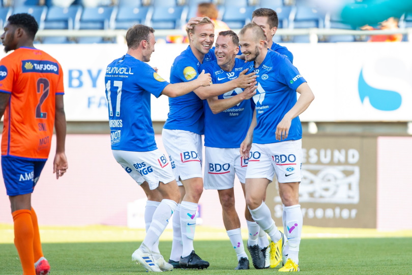 Sandefjord-vs-Molde-soi-keo-4