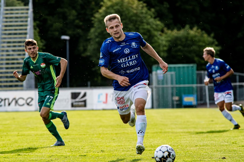 Trelleborgs-FF-vs-Umea-FC-soi-keo-4