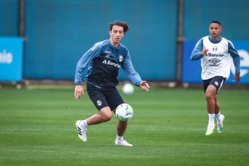 Ceara-vs-Gremio-soi-keo-4